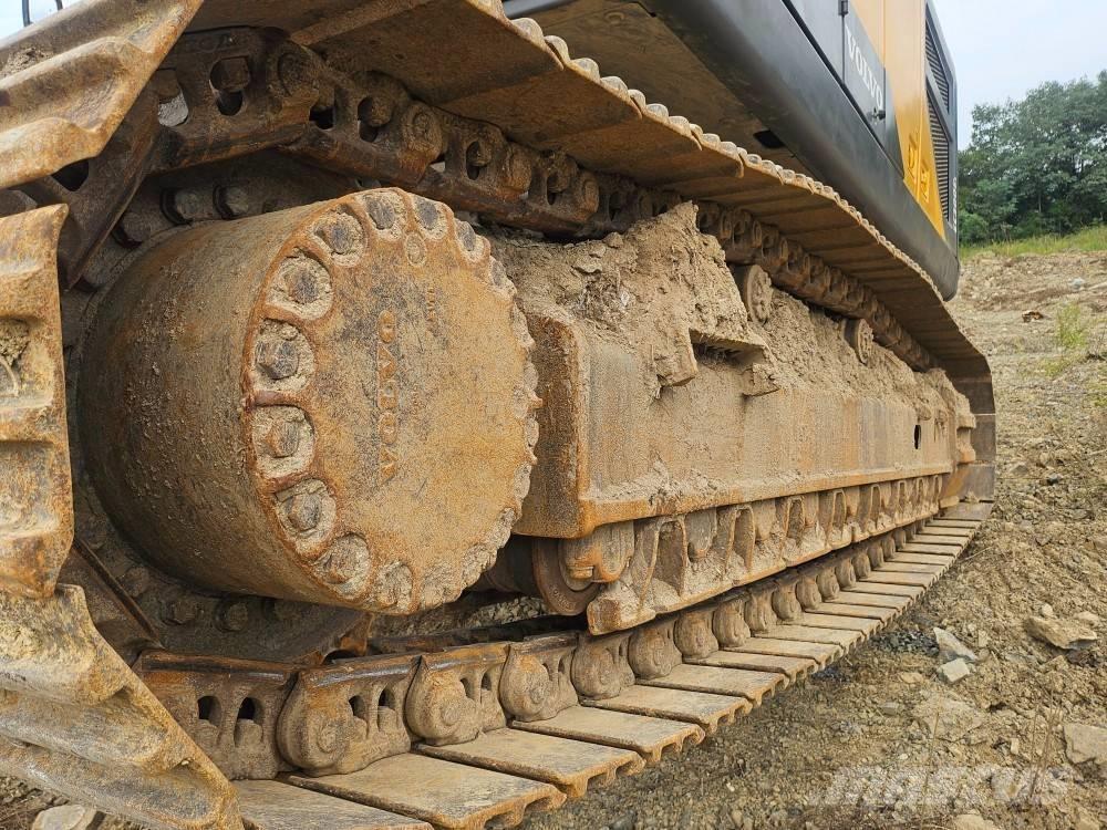 Volvo EC 300 E Beltegraver