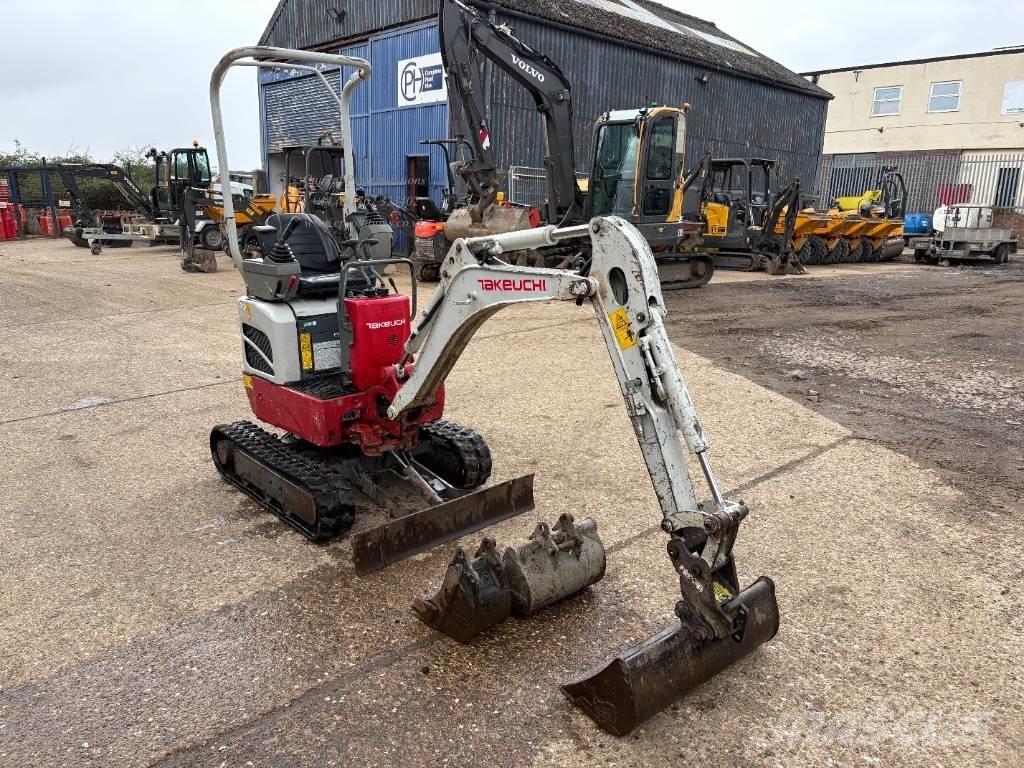 Takeuchi TB 210 R Minigravere <7t