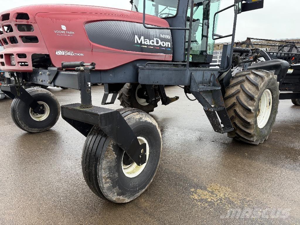MacDon M 150 Slåmaskiner