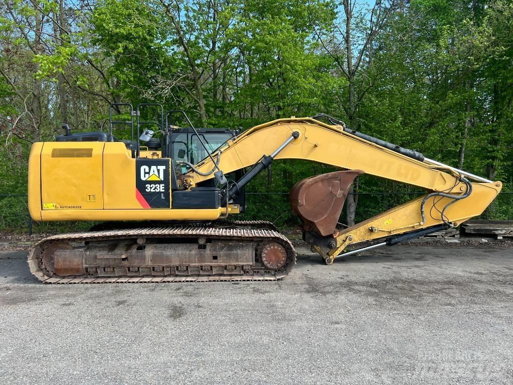 CAT 323 E Beltegraver