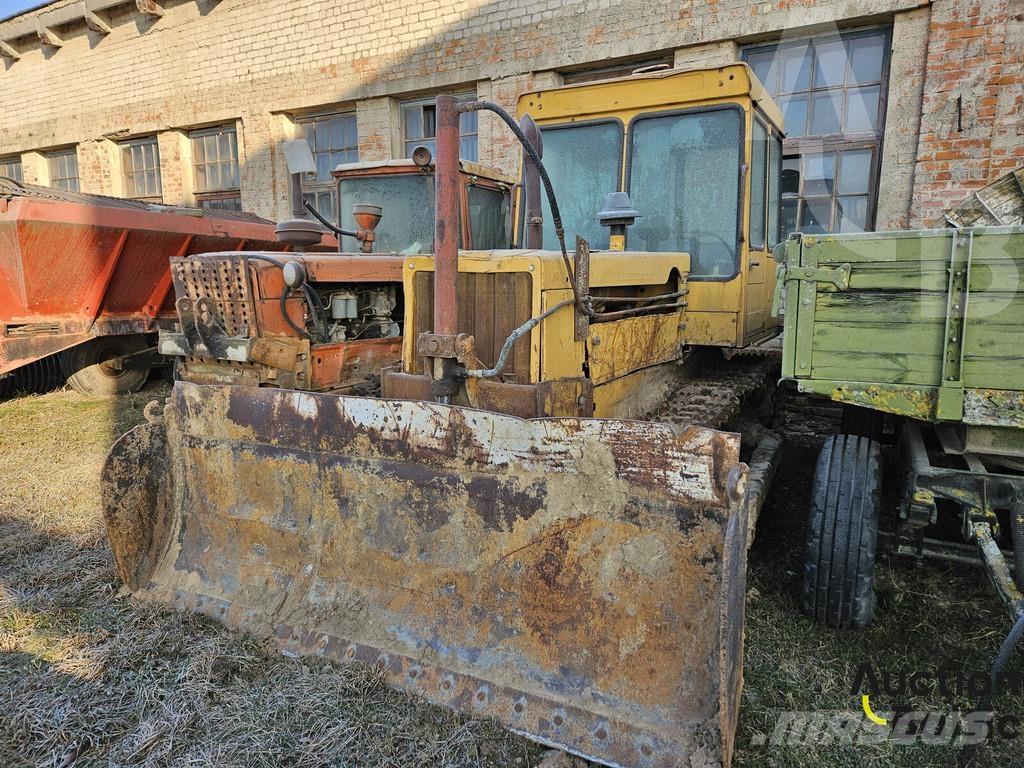  Onbekend DT-75 Traktorer