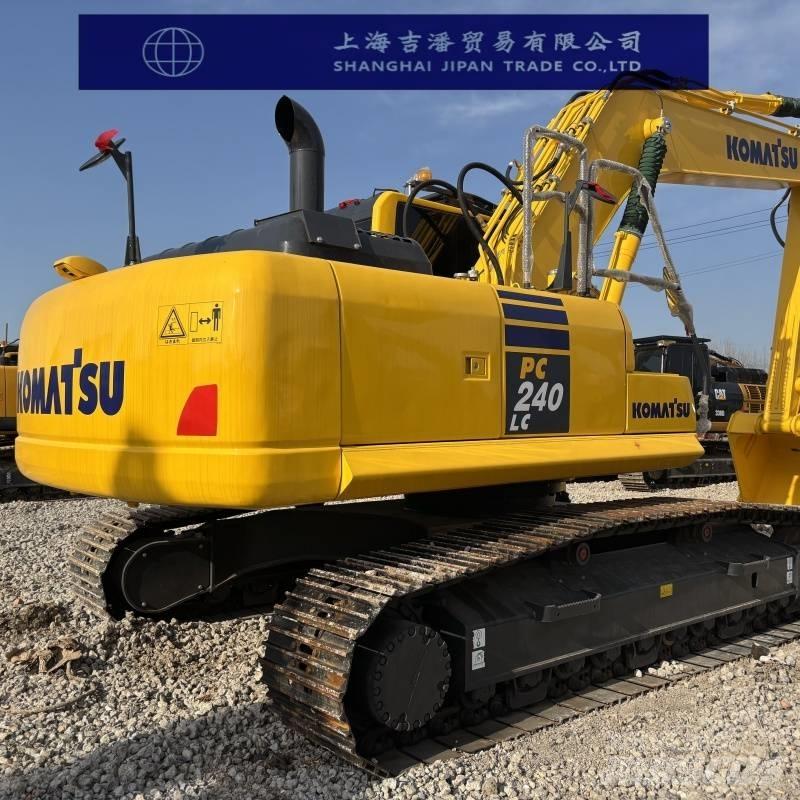Komatsu PC 240 Beltegraver