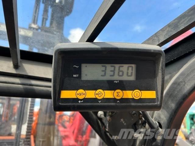Yale GDP 35 VX Diesel Trucker