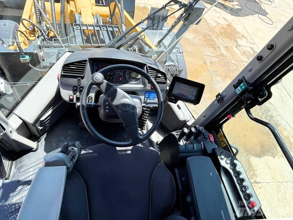 Komatsu WA380-8E0 Hjullastere