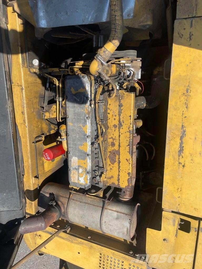 CAT 325 B L Beltegraver