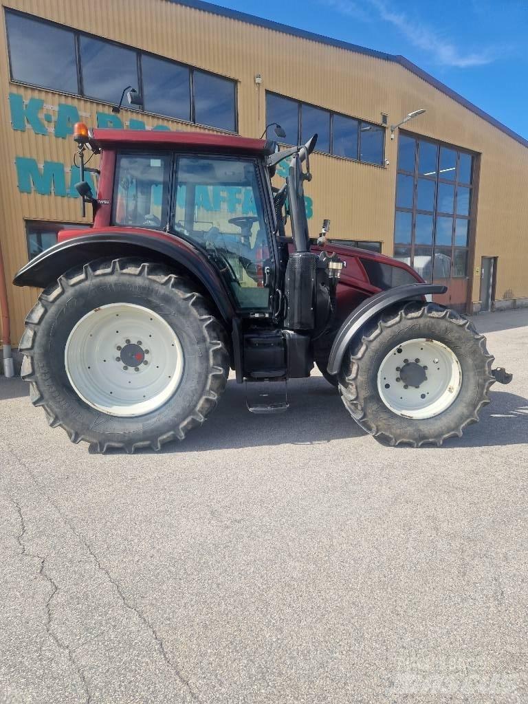 Valtra N143 Traktorer