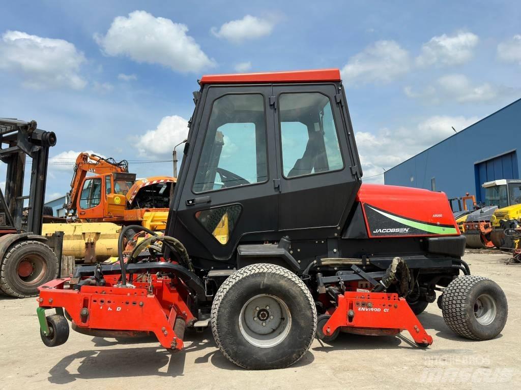 Jacobsen AR250 Sitteklippere