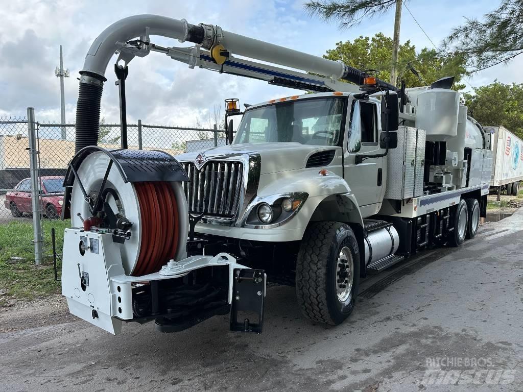 International 7500 Slamsugere