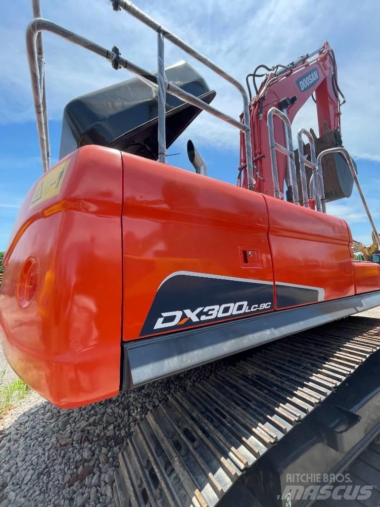 Doosan DX 300 LC Beltegraver