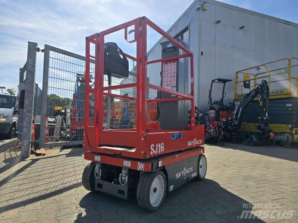 SkyJack SJ 16 Personløftere