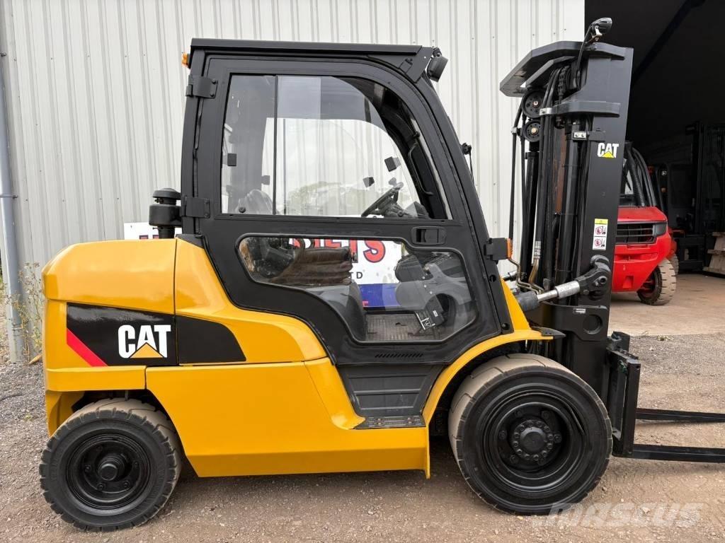 CAT DP45NT Diesel Trucker