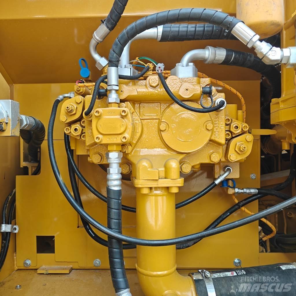 CAT 325 D L Beltegraver