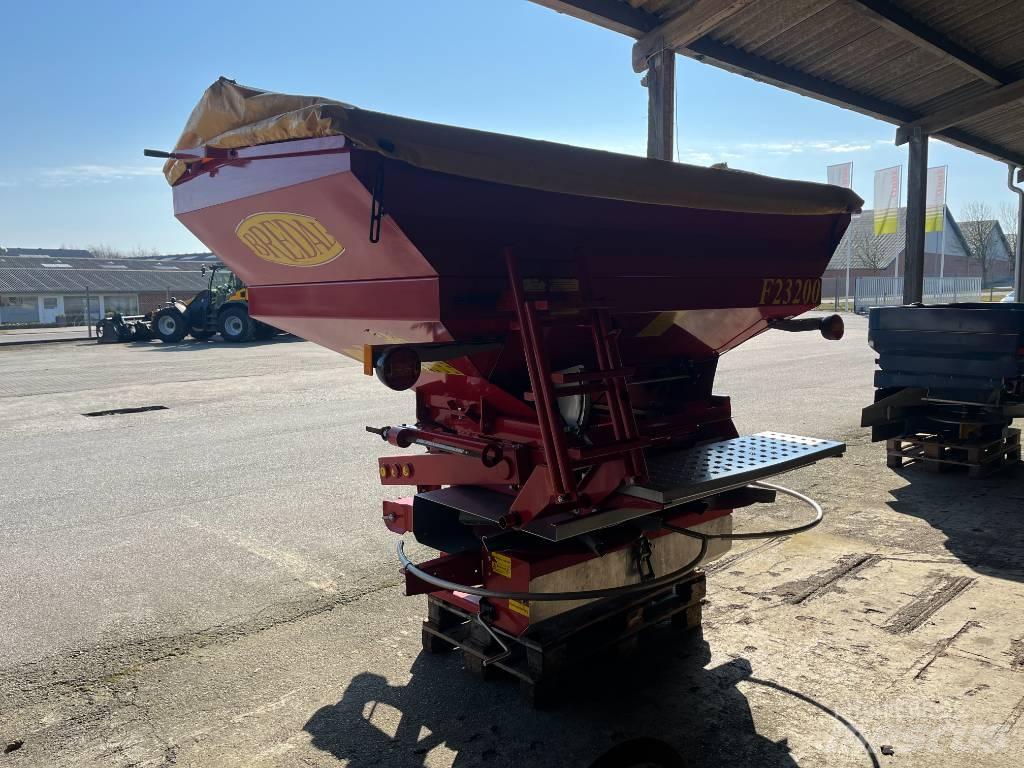 Bredal F2 3200 Gjødselspreder