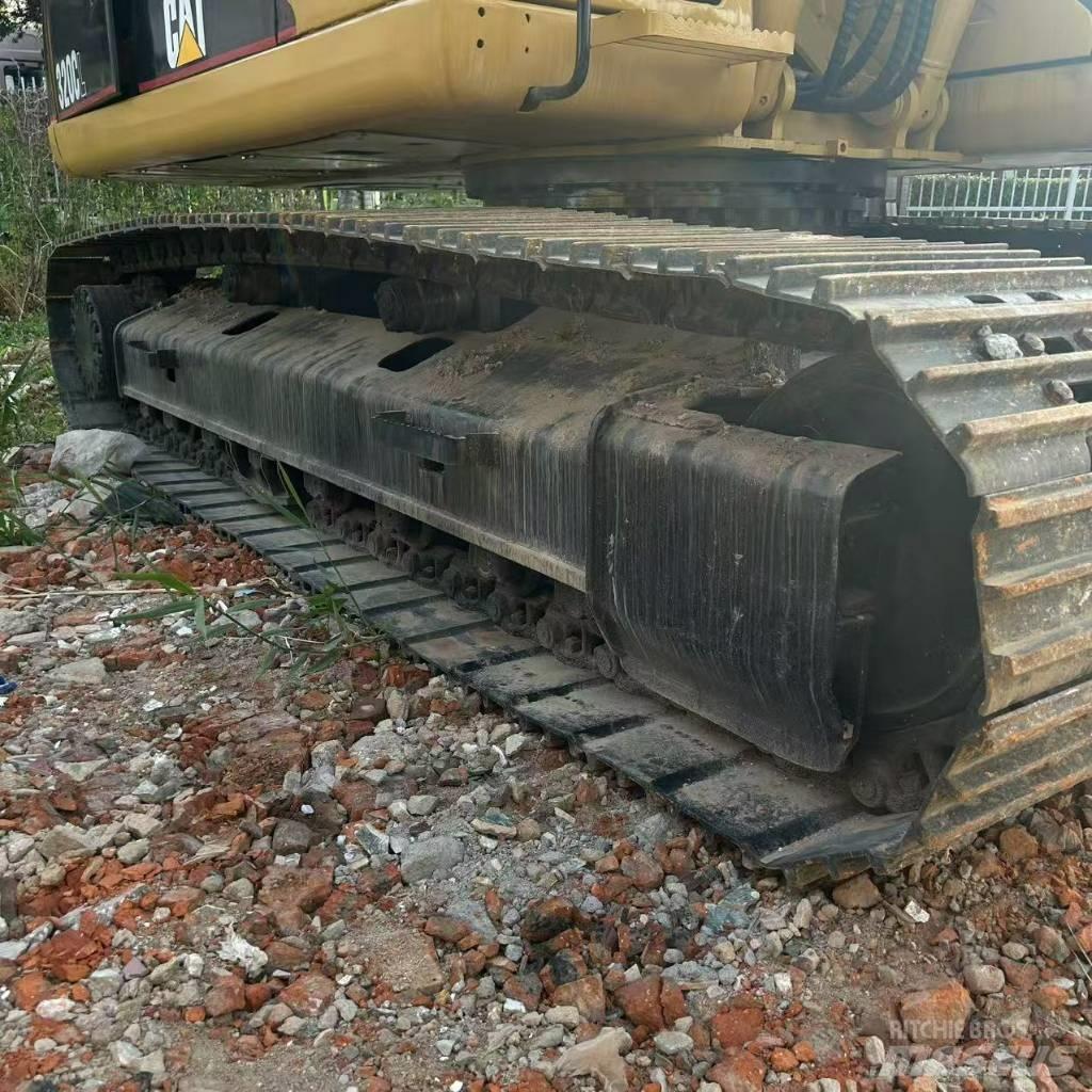 CAT 320 C Beltegraver