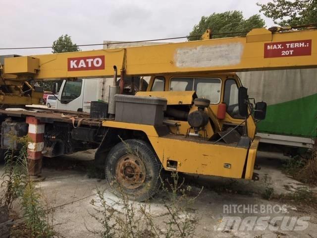 Kato KR 20 Røff terreng kraner