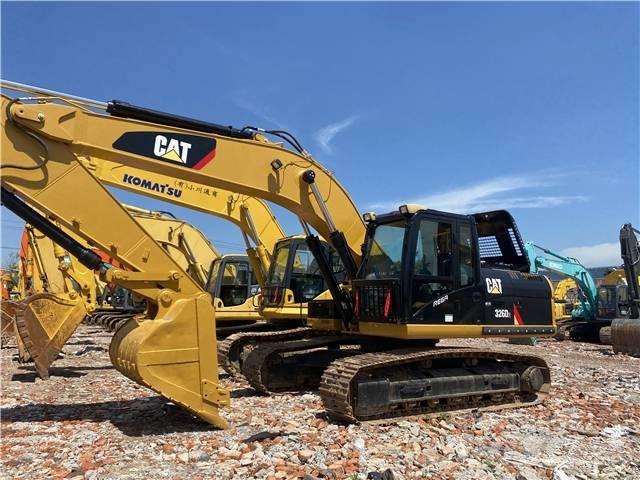 CAT 326D2 Beltegraver