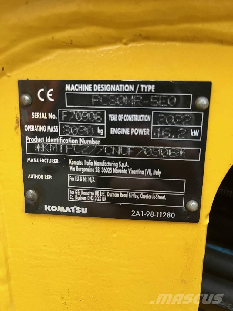 Komatsu PC80MR-5E0 Midigravere 7 - 12t