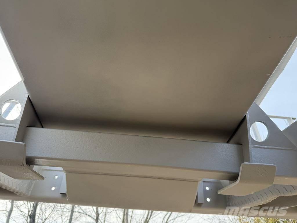 Mercedes Benz Actros Spesialbiler for transport av skogsmaskiner