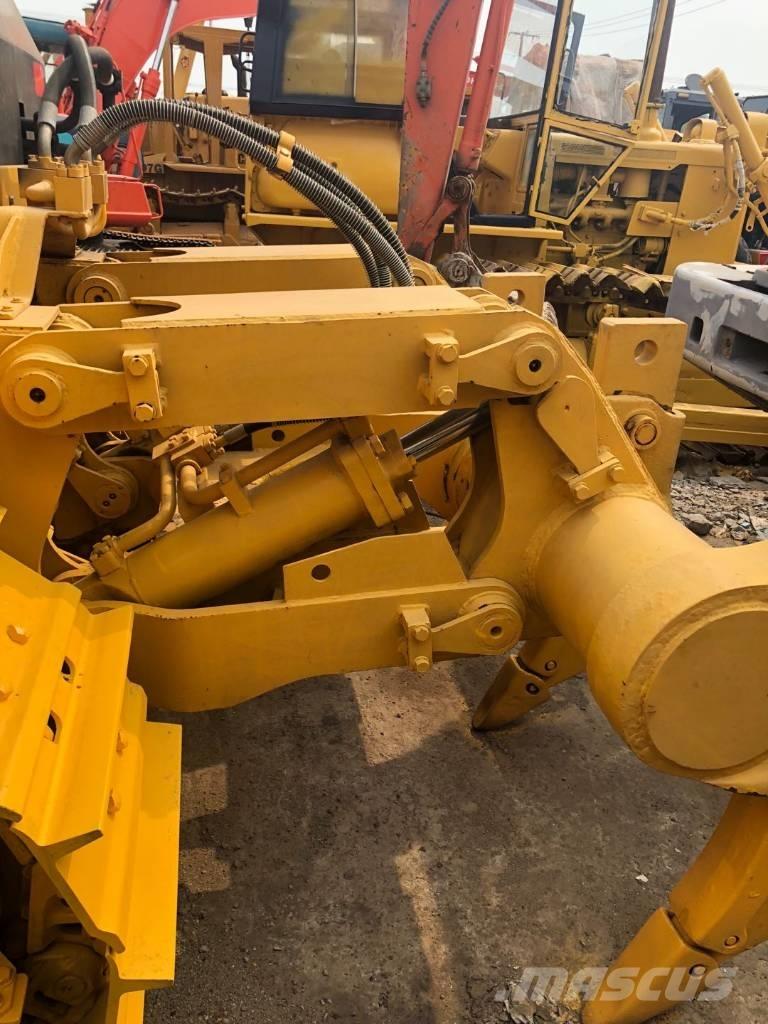 Shantui SD22 Dozere Beltegående