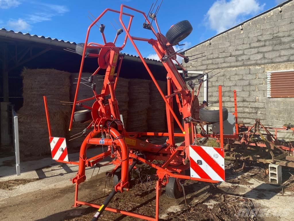 Kuhn GF 6502 Raker og høyvendere