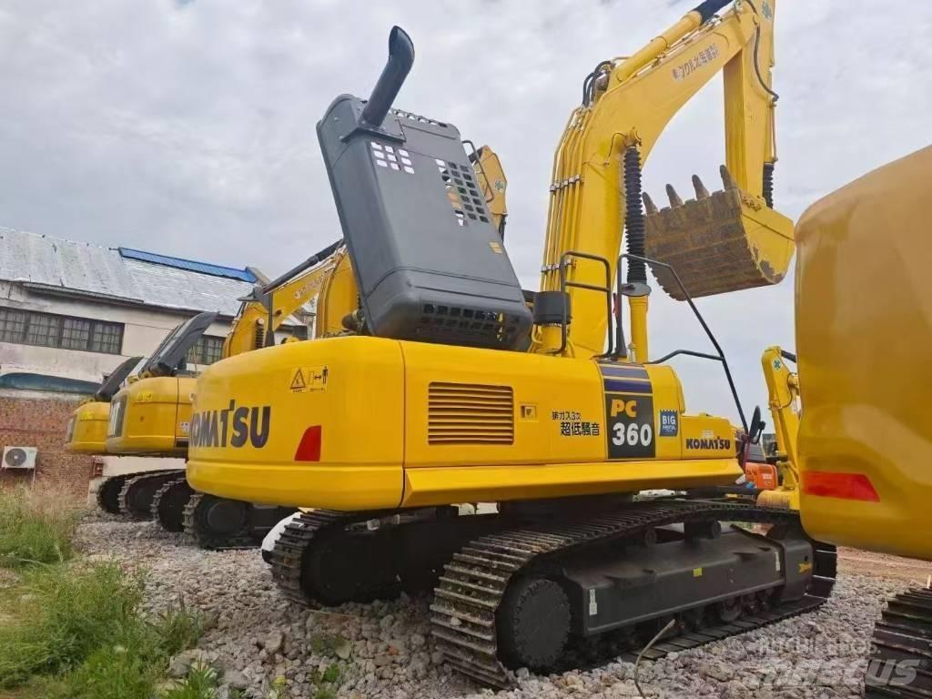 Komatsu 360-8 Beltegraver