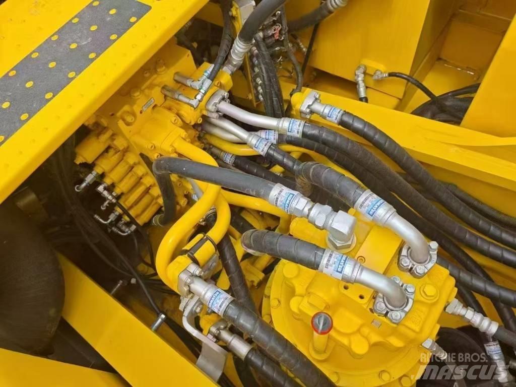 Komatsu 360-8 Beltegraver