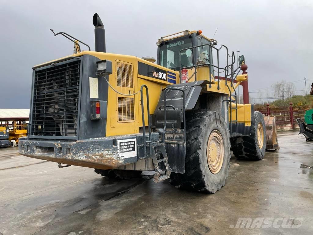 Komatsu WA 600-6 Hjullastere