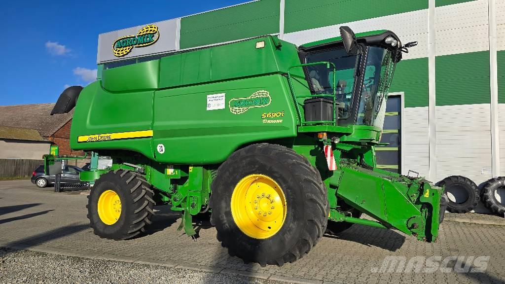 John Deere S 690 i Skurtreskere