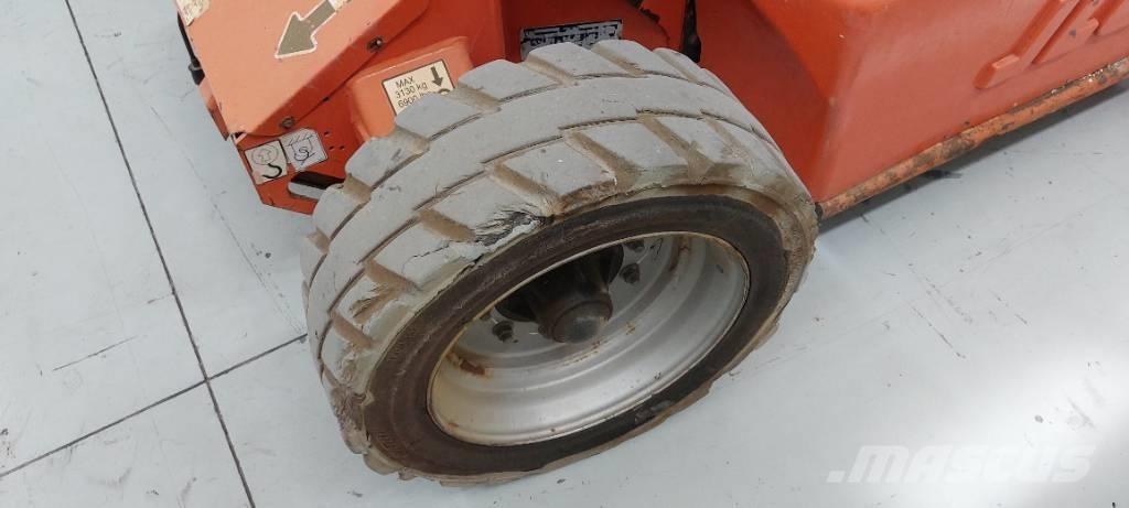 JLG E 450 AJ Leddede bomlifter