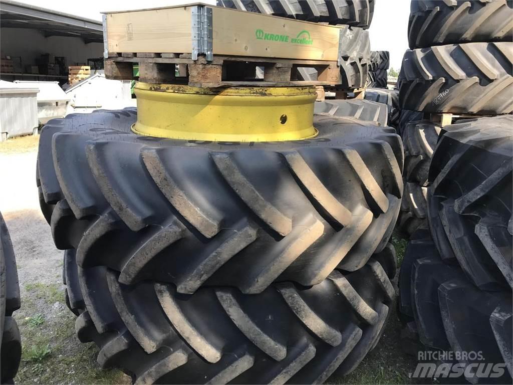 Mitas 680/80R42 Dekk, hjul og felger