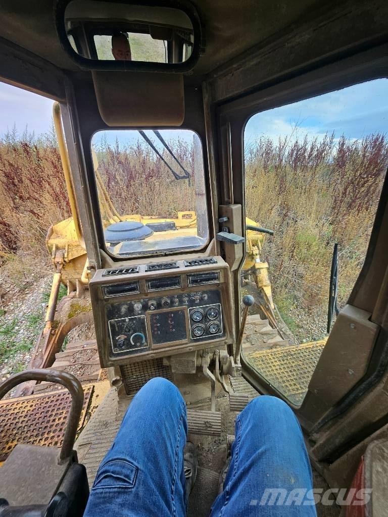 CAT D6h Dozere Beltegående