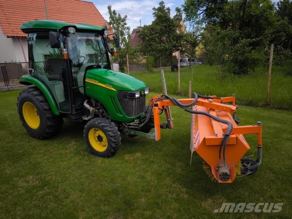John Deere 3720 Kompakttraktorer