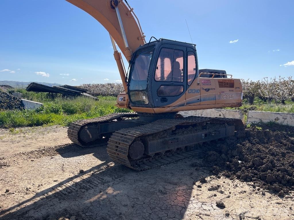 CASE CX 240 Beltegraver