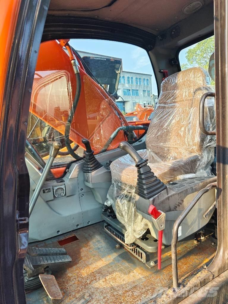 Doosan DX225LC-9C Beltegraver