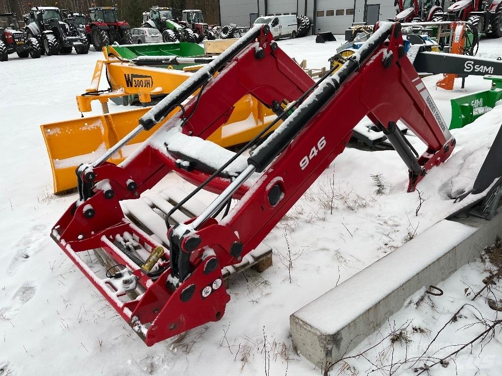 Massey Ferguson 945 Frontlastere og graveredskap