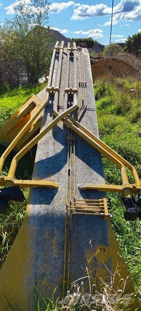Komatsu PC 600-7K Bommer og stikker