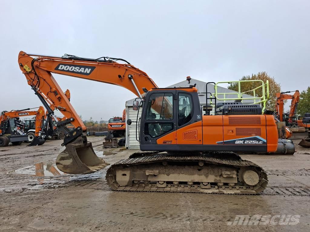 Doosan DX 225 LC Beltegraver