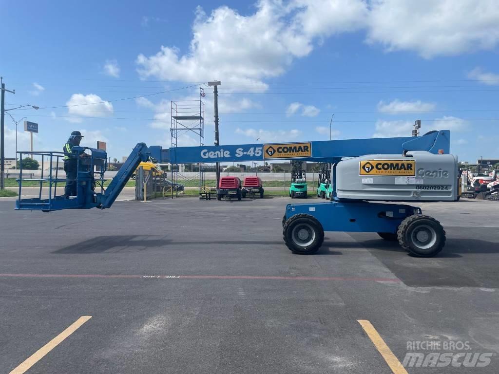 Genie S 45 Teleskop bomlifter