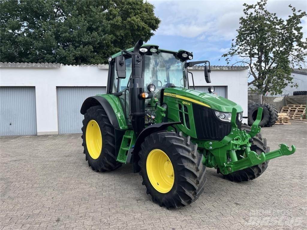 John Deere 6100M Traktorer