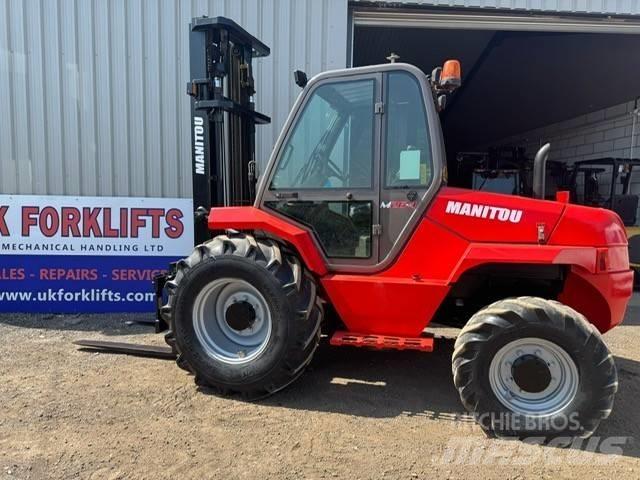 Manitou M 26.4 Terrenggående gaffeltruck