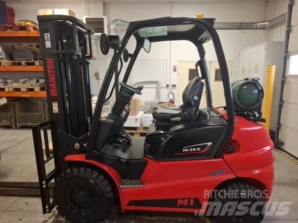 Manitou MI25G Terrenggående gaffeltruck