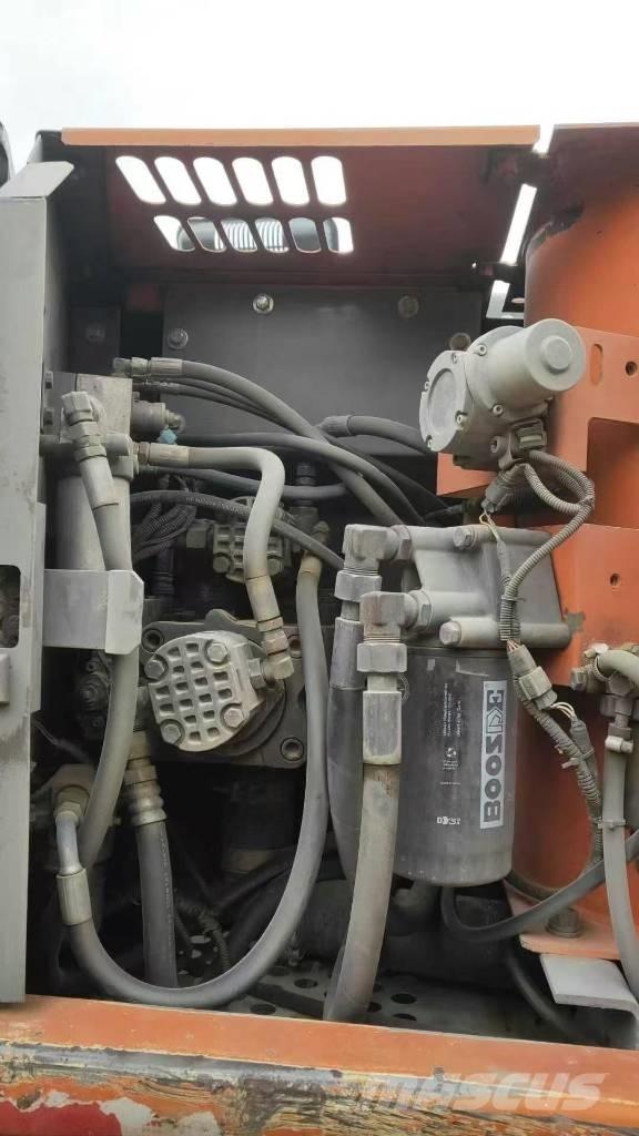 Hitachi ZX130W Hjulgravere