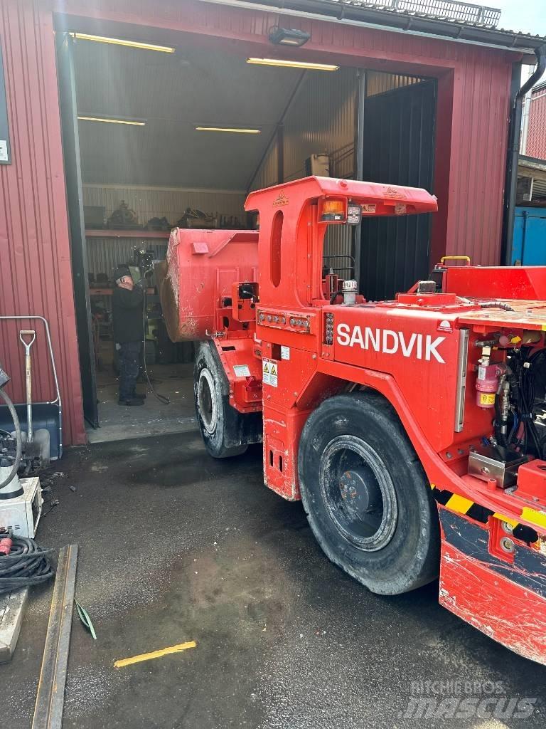 Sandvik LH202 Gruvelastere