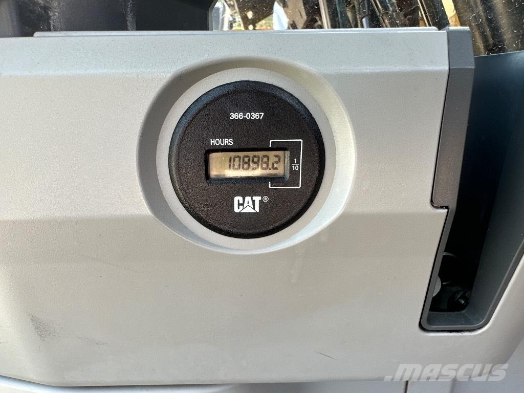 CAT 320FL Beltegraver