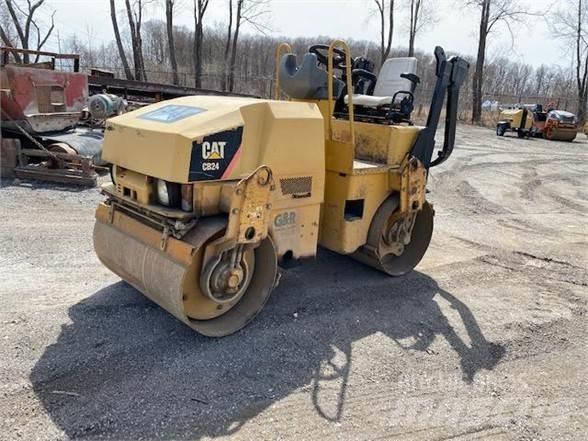 CAT CB24 Valsetog