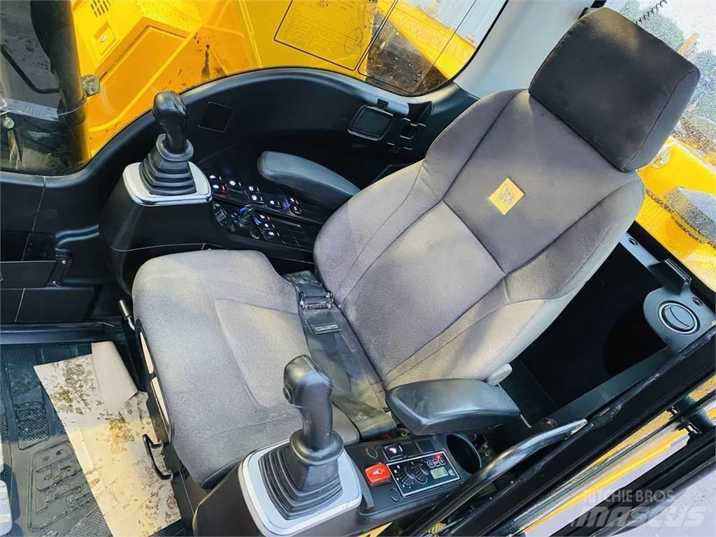 JCB JS220LC Beltegraver
