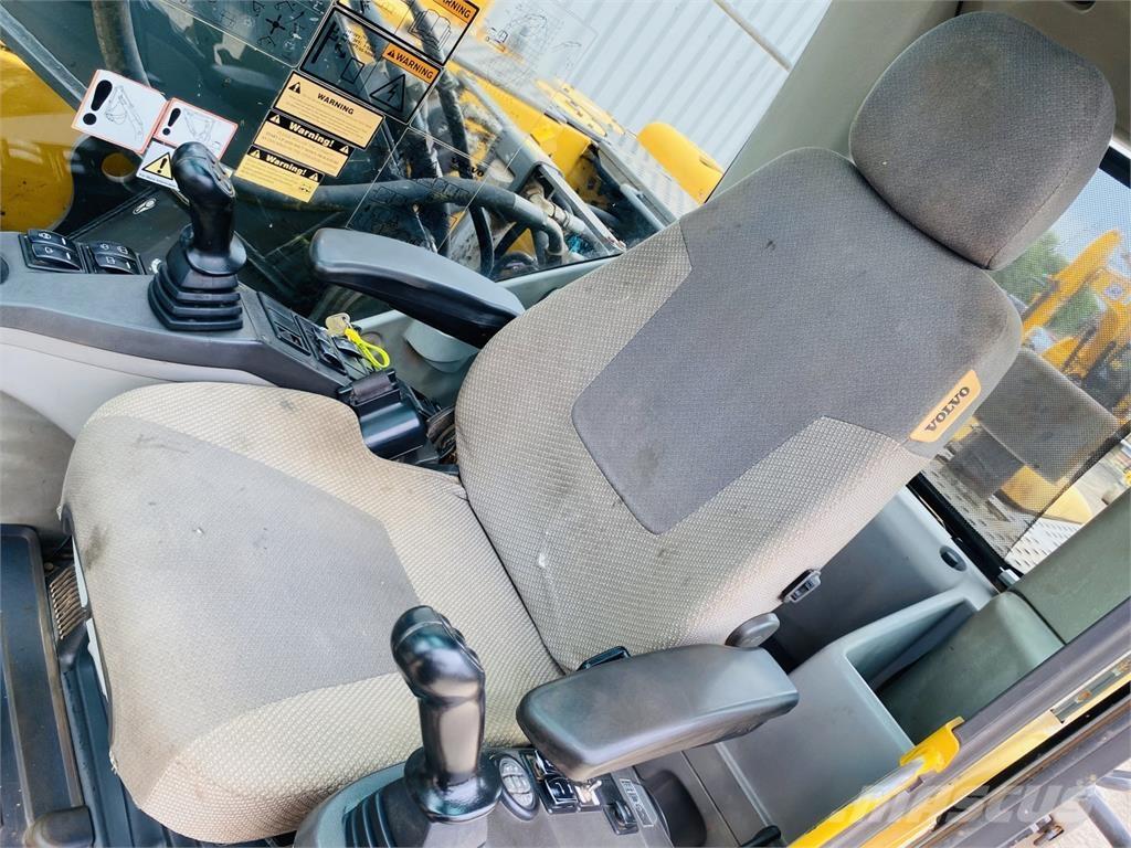 Volvo EC210CL Beltegraver