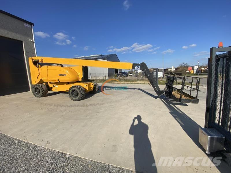 JLG 800AJ Leddede bomlifter