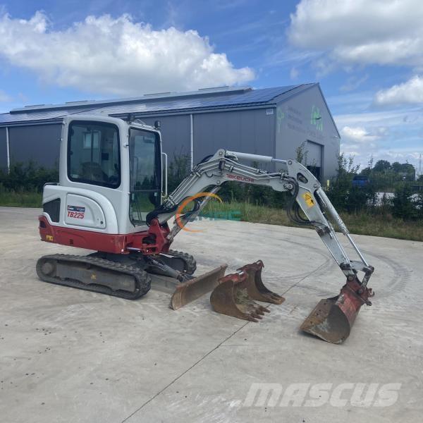 Takeuchi TB225 Hjulgravere
