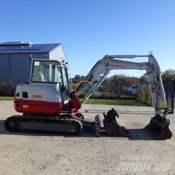 Takeuchi TB260 Hjulgravere